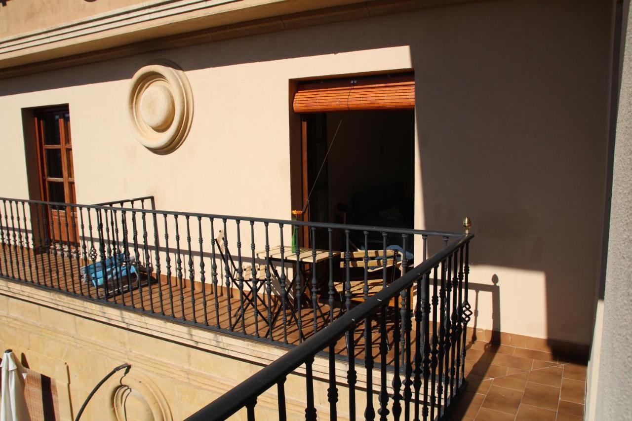 Apartamento Palacio De Las Sevillanas Haro Exterior foto